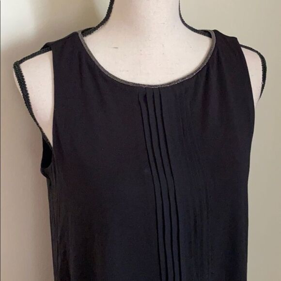 NWT White House Black Market Pin Tuck Tunic Size M - Picture 2 of 8